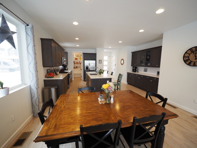 Photo - 1504 New Holland Dr