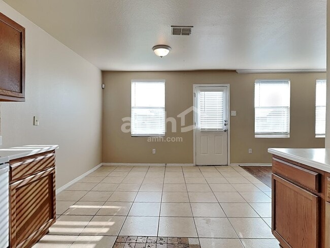 Photo - 2806 Lake Terrace Dr
