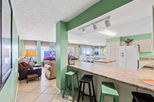 Photo - 8743 Thomas Dr Unit FL15-ID1355021P