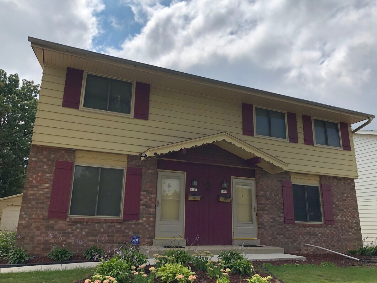 Photo - 7747 W Beloit Rd Townhome