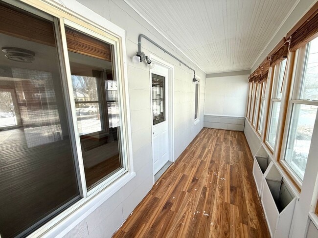 Photo - 916 1st St SE Unidad A916