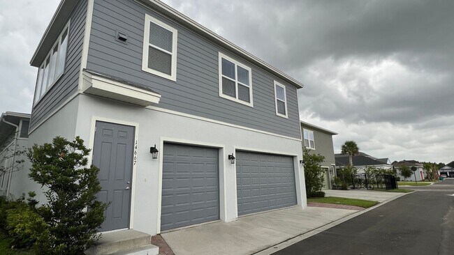 Like New 1/1 Garage Apartment with 1-Car G... - Like New 1/1 Garage Apartment with 1-Car G...