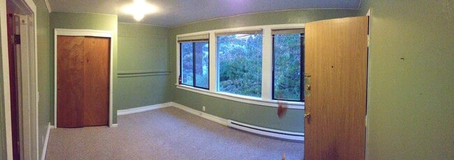 Building Photo - 334 NE 50th St Unit Apt. #2