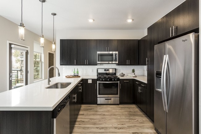 Solana Olde Town Station apartments — community photo