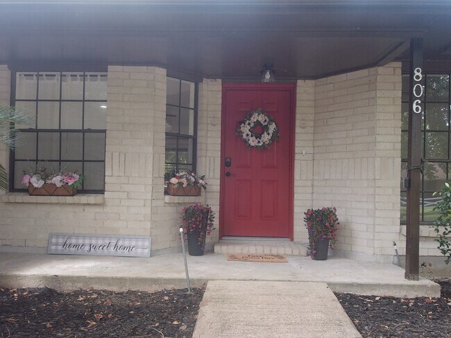 Photo - 806 Country Pl Blvd