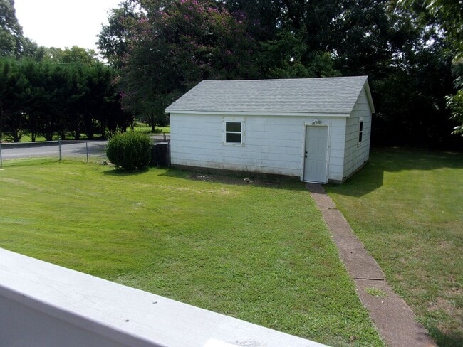 Photo - 130 Bailey Ave