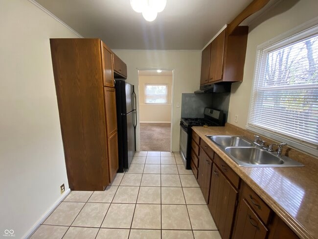 Photo - 2011 W Kessler Blvd N Dr