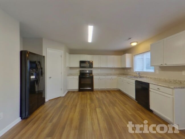 Photo - 4319 Stone Mountain Dr