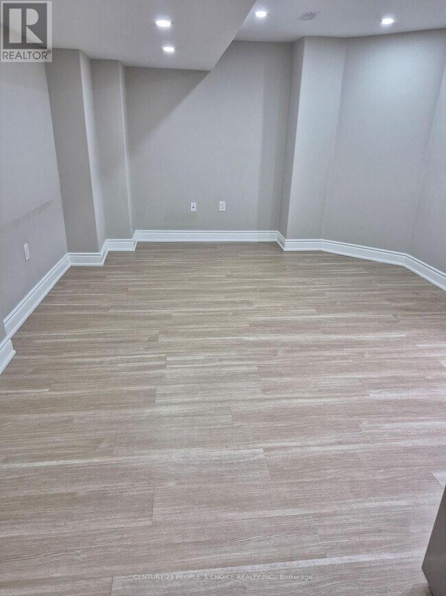Photo - 162 Valleyway Dr