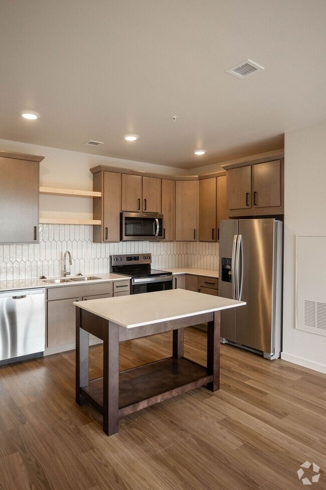 Building Photo - BLOC Rental