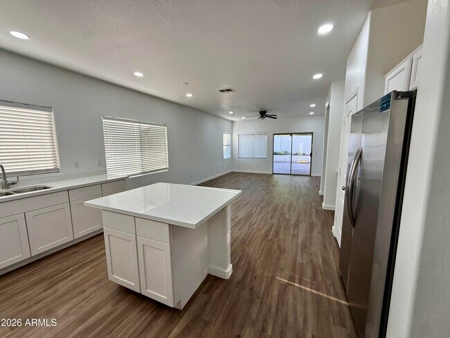 Photo - 15238 W Custer Ln