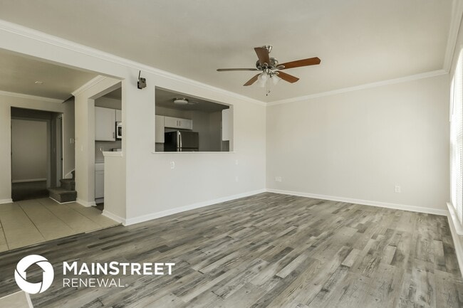 Photo - 300 Ashton Pl