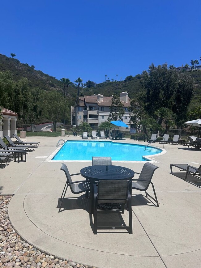 ***SCENIC SCRIPPS RANCH***2/2 CONDO W/ TAN... - ***SCENIC SCRIPPS RANCH***2/2 CONDO W/ TAN... Unit 183