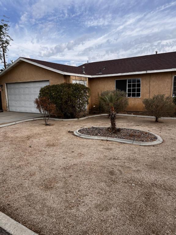 Photo - 38657 25th St E