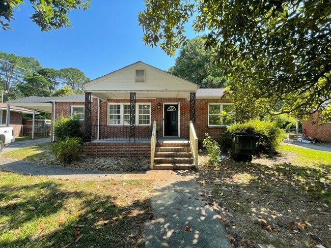 Photo - 1214 Elizabeth Rd W Casa