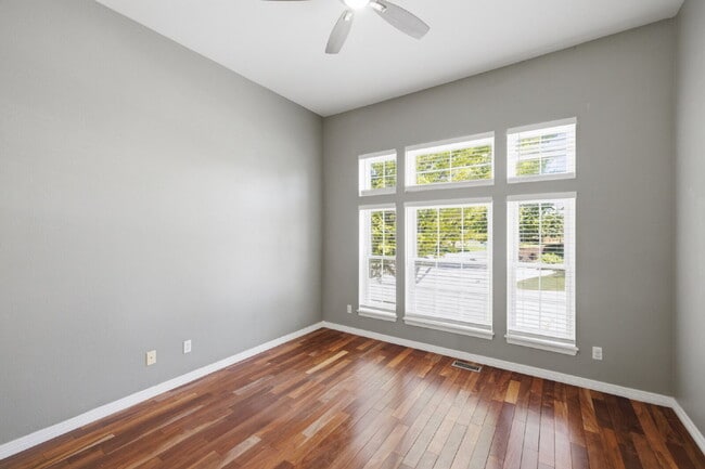 Photo - Spectacular Stonegate Living! Gorgeous 3-Bed Corner Finished Basement, Wet Bar, and Custom Marble...
