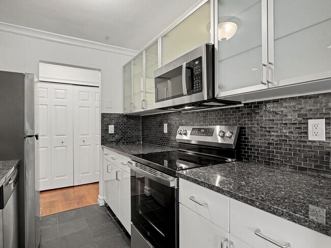180 Glenbrook Rd Unidad I