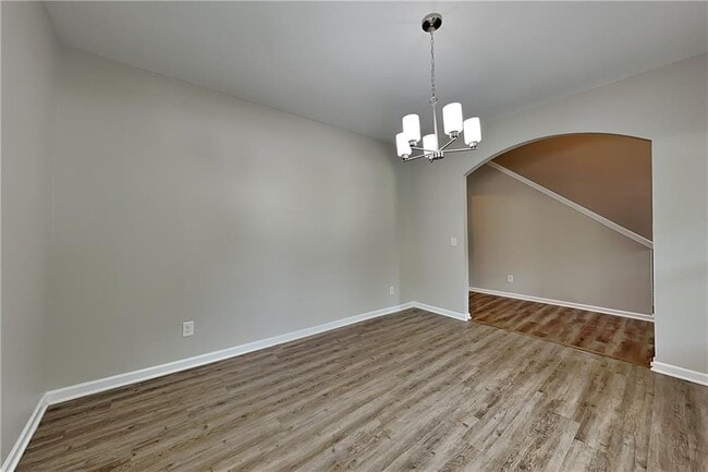 Photo - 345 Westridge Cir