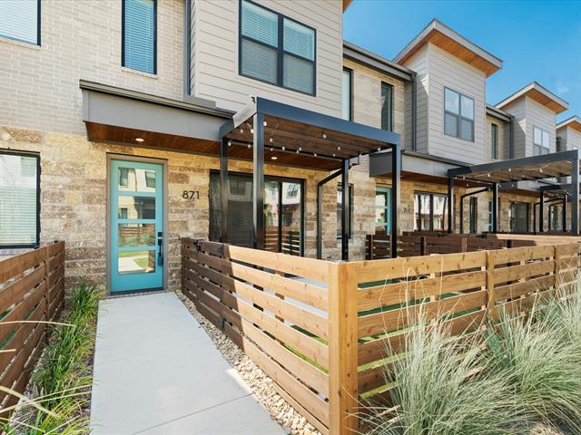 Photo - 871 Cavitt Ct