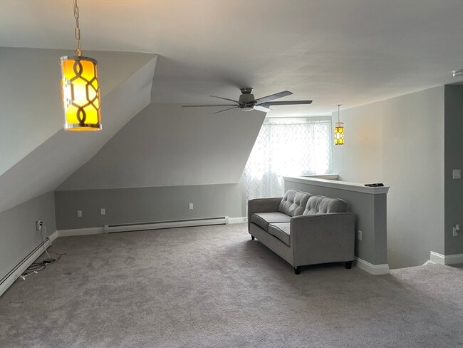 Building Photo - 12 Charles St Unit 3 Rental