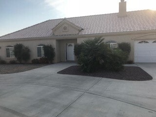 Photo - MOVE -IN - READY
