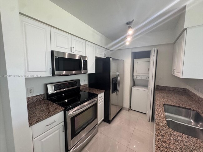 Photo - 1250 S Miami Ave Unidad 1404