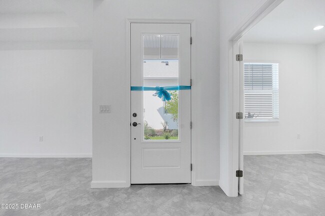 Photo - 215 Summertime Pl