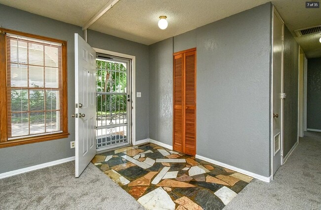 Photo - 2511 S Franklin Ave