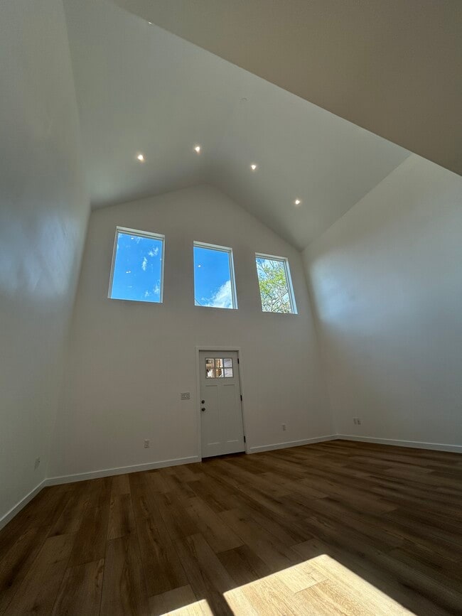 Photo - 7 Saint Mary St Unidad Single family