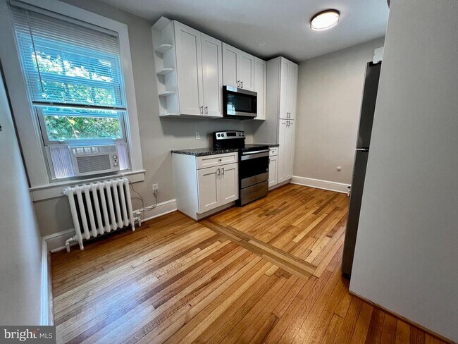 Photo - 1509 N Garfield St