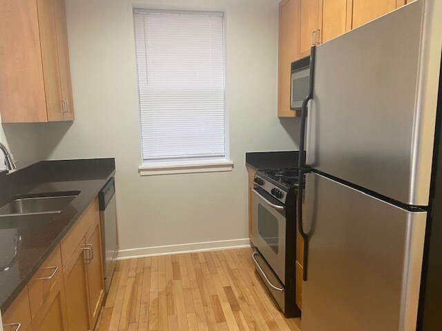 Photo - 1254 S Blue Island Ave Unidad 0101