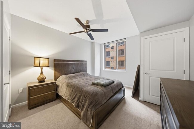 Photo - 440 L St NW Unidad 407