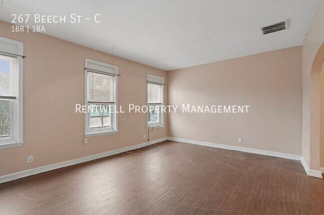 Photo - 267 Beech St Unit C