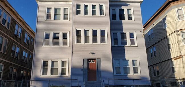 Building Photo - 15 Mora St Unit 2 Rental
