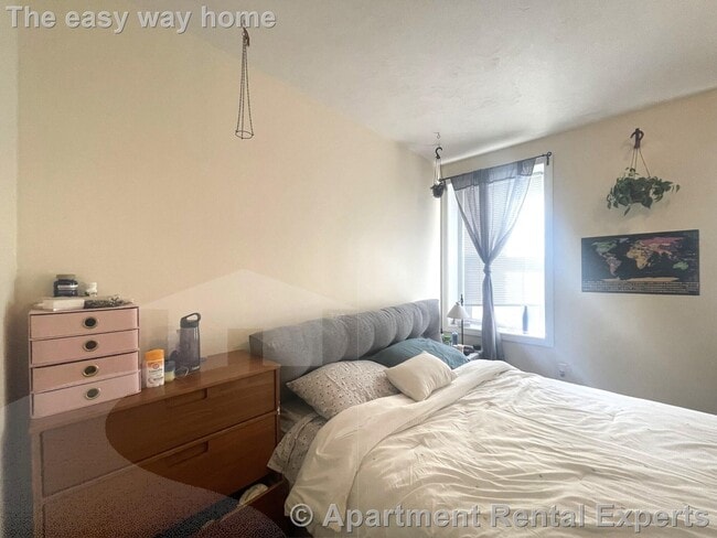 Photo - 1056 Cambridge St Unit #3R