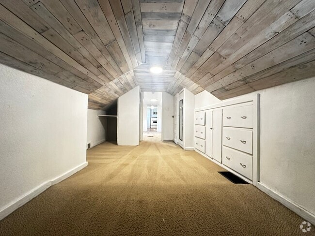 Building Photo - 740 E 800 S Unit A Rental