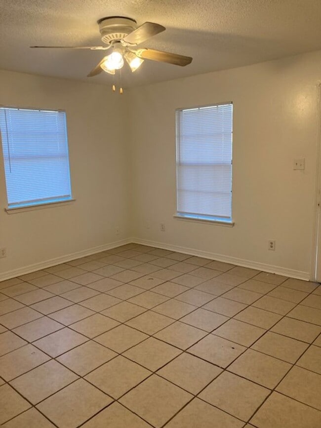 Photo - Gulfport 3 Bedroom