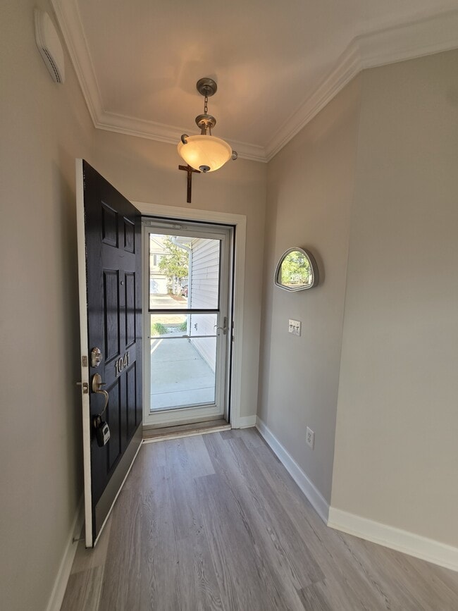 Photo - 1041 Fairway Ln