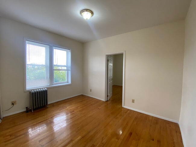 Photo - 45-47 Newkirk St