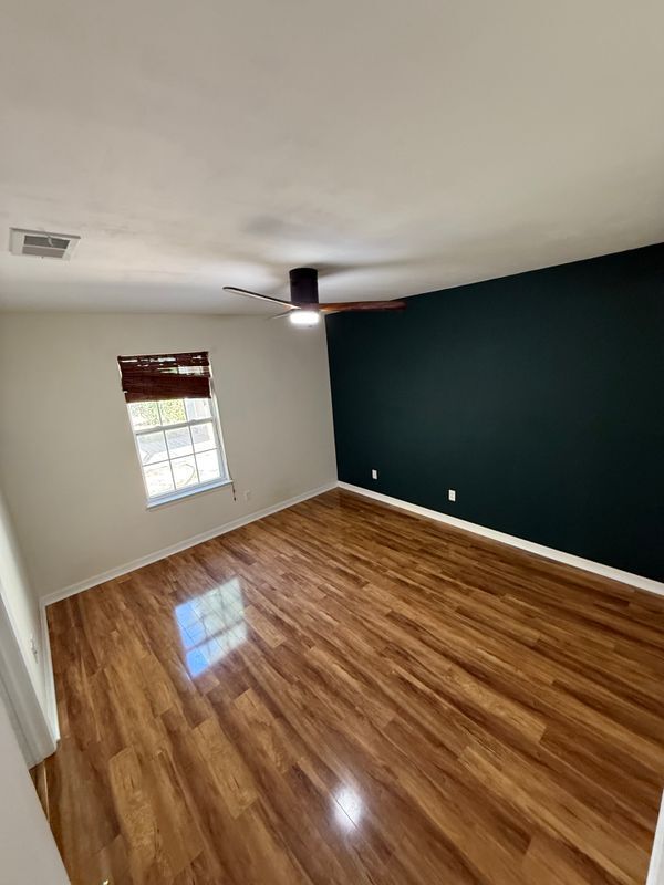 Photo - 257 Terrance Ln