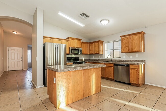 Photo - 7814 S 72nd Ln