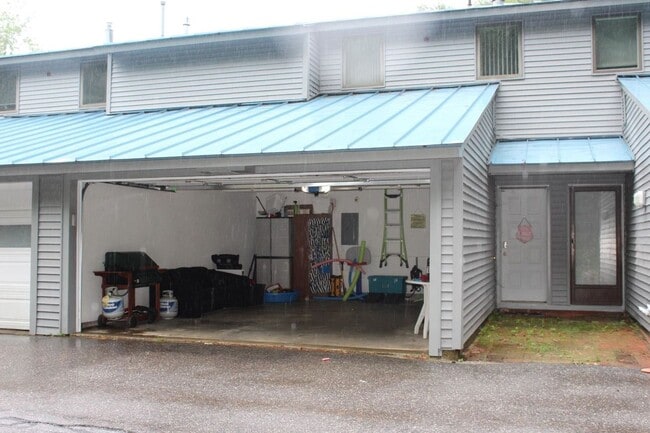 257 Weirs Blvd