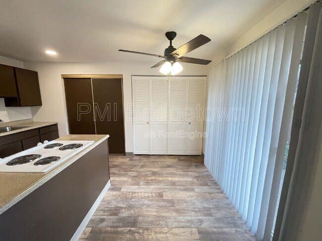 Photo - 4821 NE Prescott St