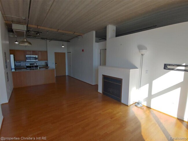 Photo - 66 Winder St Unit 451