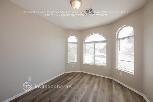 Photo - 17404 N 16th Pl