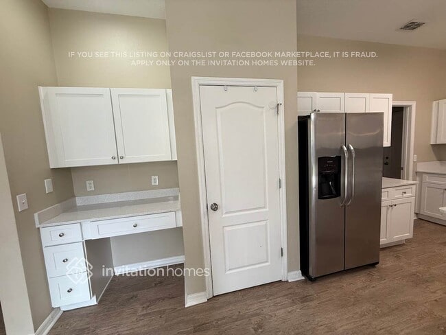 Photo - 136 Lombard Cir