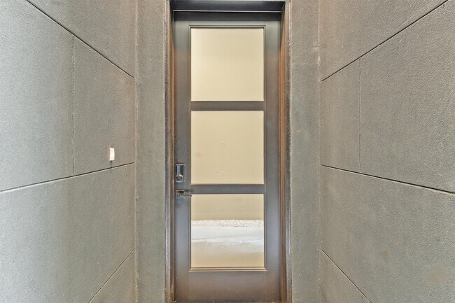 Photo - 1517 Vermont St Unit D