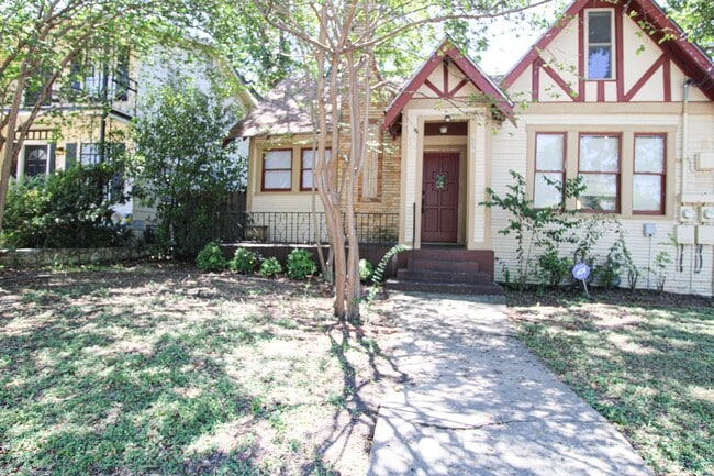 Photo - 436 W Rosewood Ave