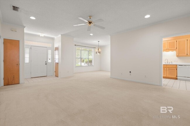 Photo - 7 Troyer Ct