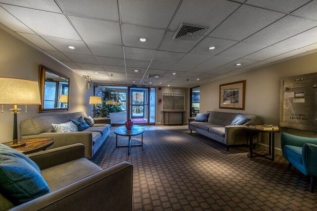 Photo - 376 Massachusetts Ave Unidad 32